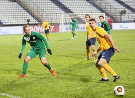 Футболисты