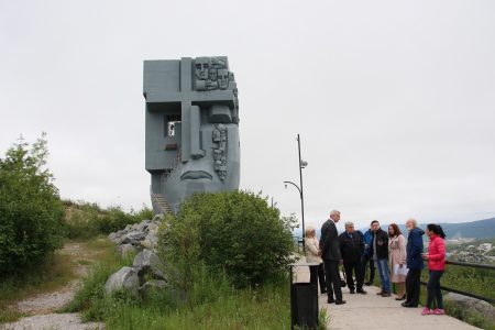 Маска скорби