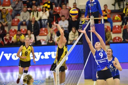 Волейболистки