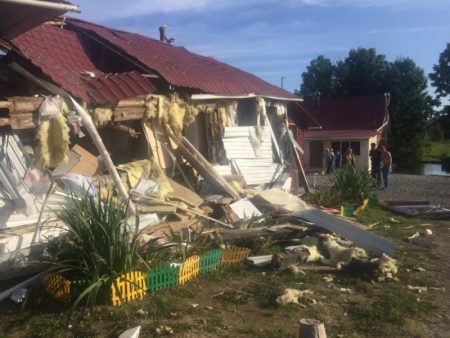 Разрушенный дом