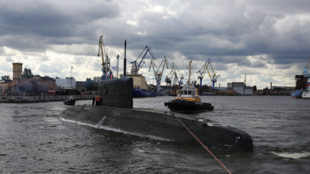 Подлодка «Петропавловск-Камчатский», построенная  для Тихоокеанского  флота, начала  испытания  в Финском заливе
