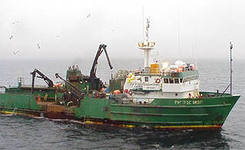 Рыболовецкое судно из Приморья загорелось  у берегов Камчатки