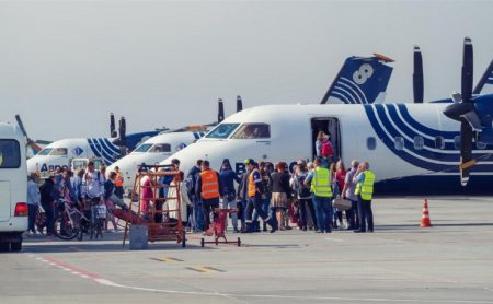 Четыре воздушный  судна  17 июня  в аэропорту Владивостока прилетают  и  вылетают  вне  расписания