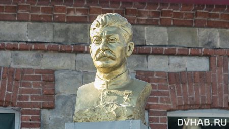 Памятник Сталину для Хабаровска изготовят не в России
