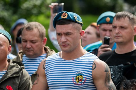 День Воздушно-десантных войск отмечают во Владивостоке